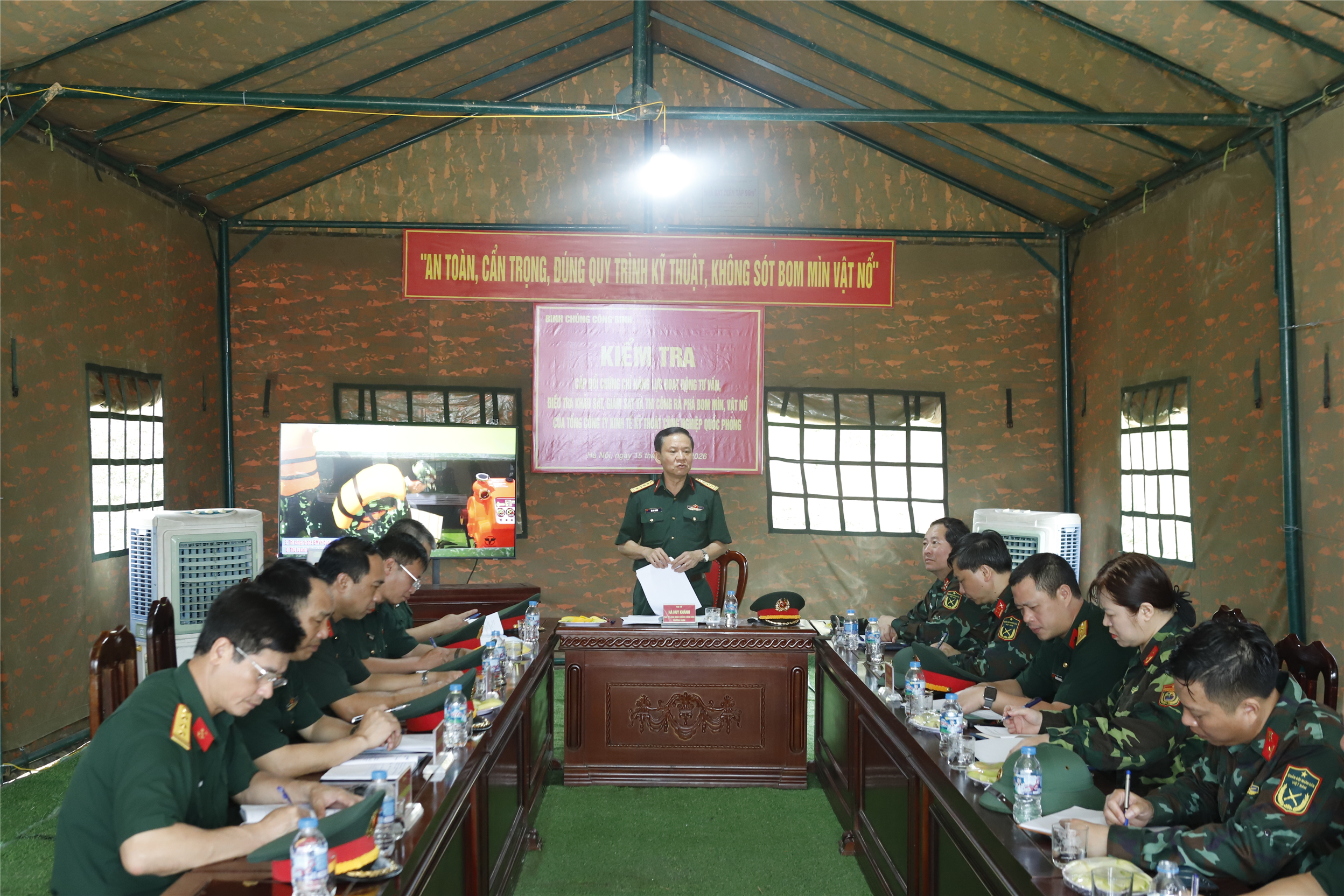 Binh chủng Công binh đánh giá năng lực xử lý bom mìn, vật nổ của Tổng công ty GAET